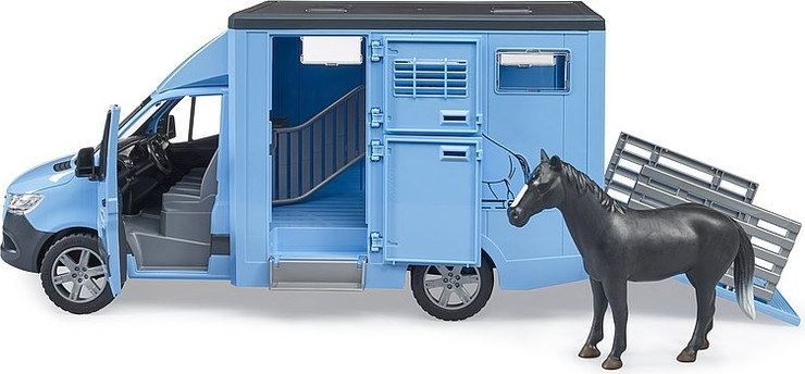 משאית מרצדס ספרינטר MB Sprinter כחולה להובלת סוסים, כולל דמות סוס לבן