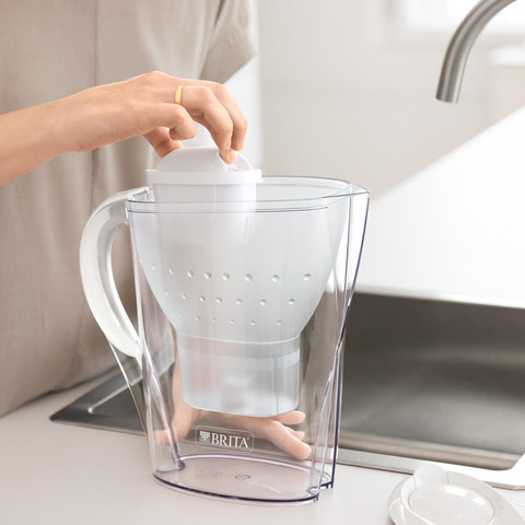 קנקן לטיהור מים כולל פילטר 2.4 ליטר Brita בריטה Marella פילטר MAXTRA כחול