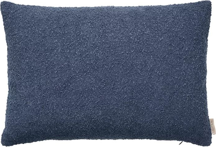 כרית מילוי נוצות 40X60 כחולה BOUCLE Cushion Midnight Blue