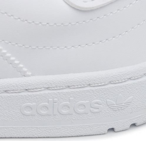 נעלי סניקרס Adidas לנשים ונוער דגם Novice court