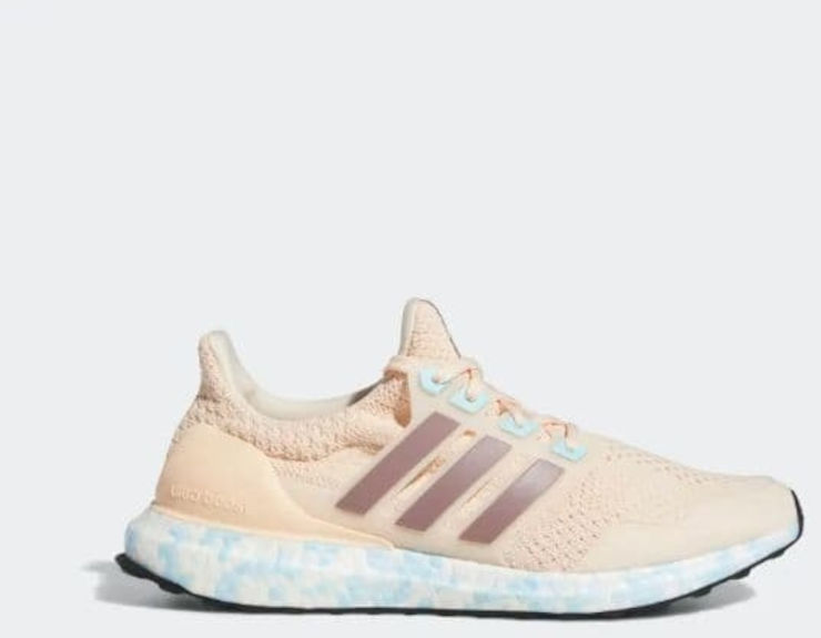 אולטרה בוסט 22 די אן אי לגברים  ULTRABOOST 5.0 DNA FTW M GV8721