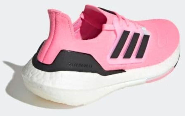 אולטרה בוסט 22 לנשים  ULTRABOOST 22 FTW GX6659