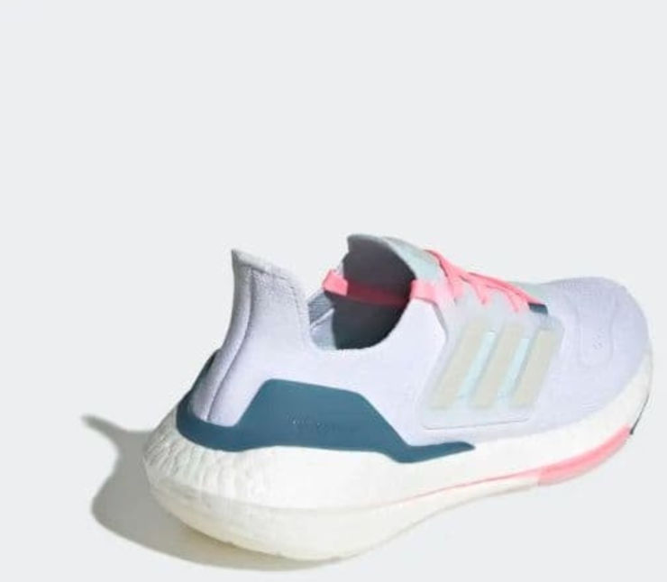 אולטרה בוסט 22 לנשים  ULTRABOOST 22 FTW GX5929