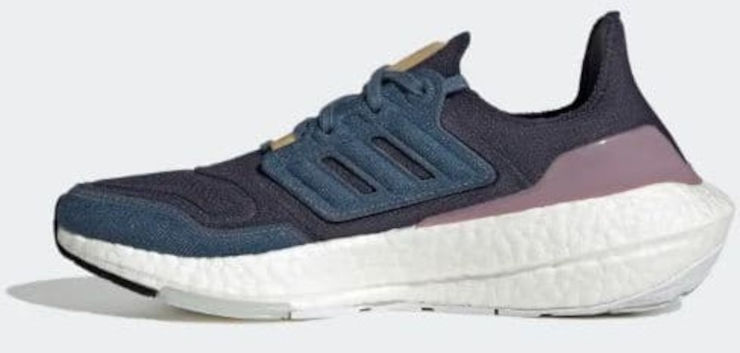 אולטרה בוסט 22 לנשים  ULTRABOOST 22 FTW GX9157