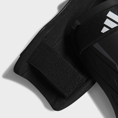 Adidas  TIRO SG TRN HN5604 ציוד מגינים