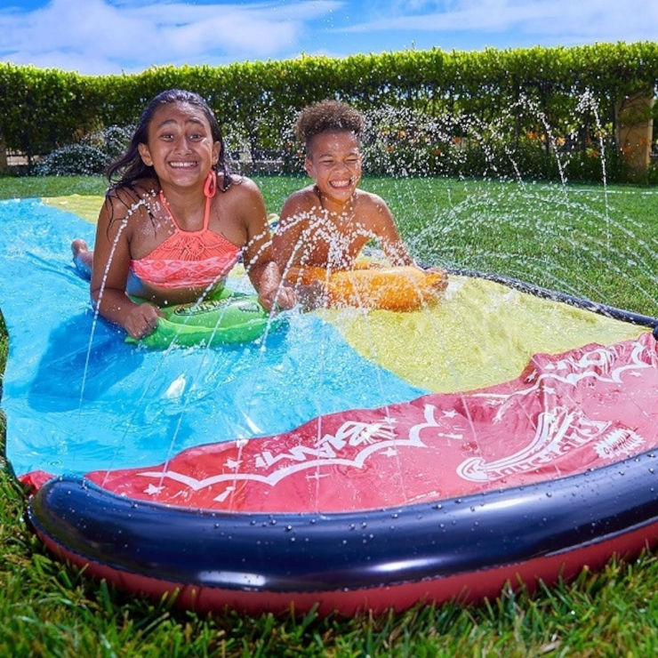 מגלשת מים זוגית 4.8 מטר Wave Rider עם חיבור לצינור גינה ו 2 גלשני בוגי