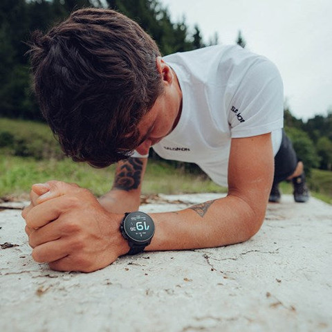 SUUNTO Race Midnight שעון ספורט וכושר בצבע כחול נייבי