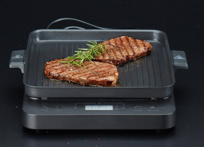 פלטת אינדוקציה חשמלית COOK & GRILL+רוסטר ופלטת גריל Arcosteel
