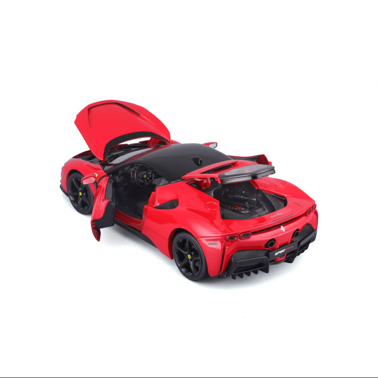 מכוניות דגמים Diecast 1:18 - פרארי SF90 STRADALE