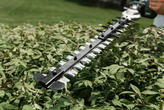 מגזמת גובה ישרה סופר מקצועית 56V Brushless להבים 53 ס"מ + סוללה 2.5Ah + מטען