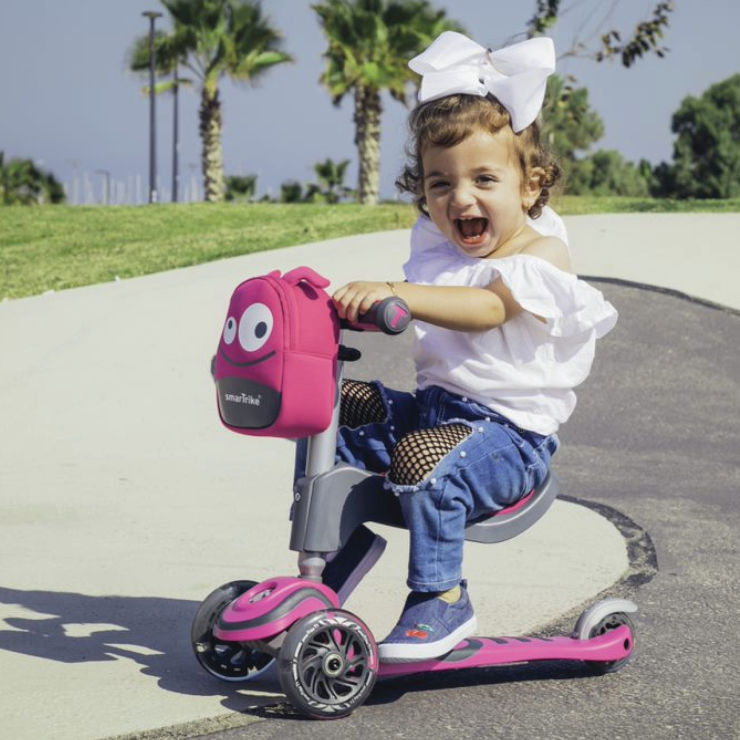 הקורקינט הראשון שלי עם אורות בגלגלים ופאוצ' T1 - ורוד