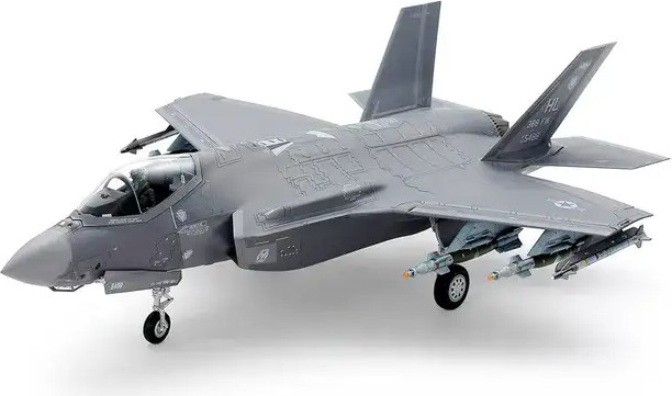 מטוס להרכבה Tamiya - F-35