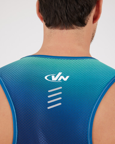 VN Racer Tank - גופיית ריצה לגבר בצבע ערפל ירוק - ירוק