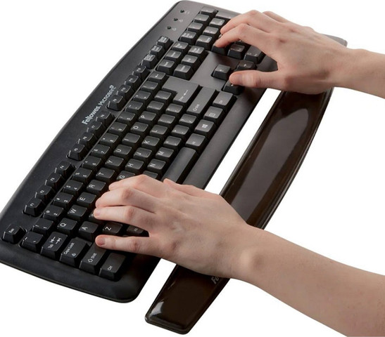 משענת יד סיליקון ארגונומית למקלדת Fellowes פלואוס Crystal Gel Wrist Rest שחור