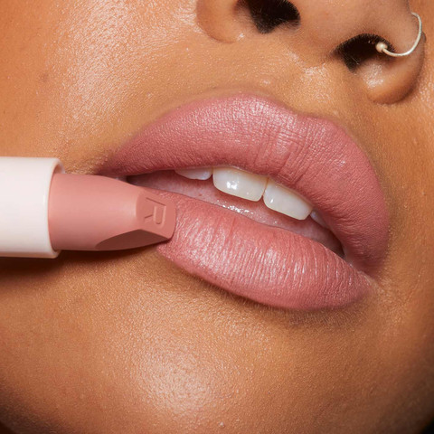 LIP ALLURE שפתון -  BRICK RED