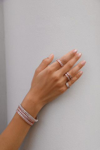 Oval Eternity Band טבעת רוזגולד