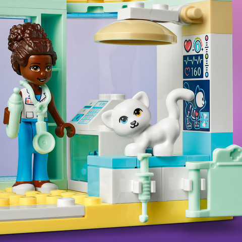 לגו חברות מרפאה לחיות מחמד 41695 - Lego