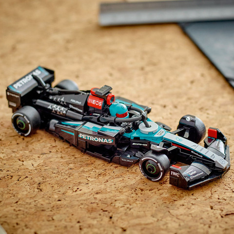 לגו ספיד - מכונית מרוץ MERCEDES-AMG F1 W15 (77244)
