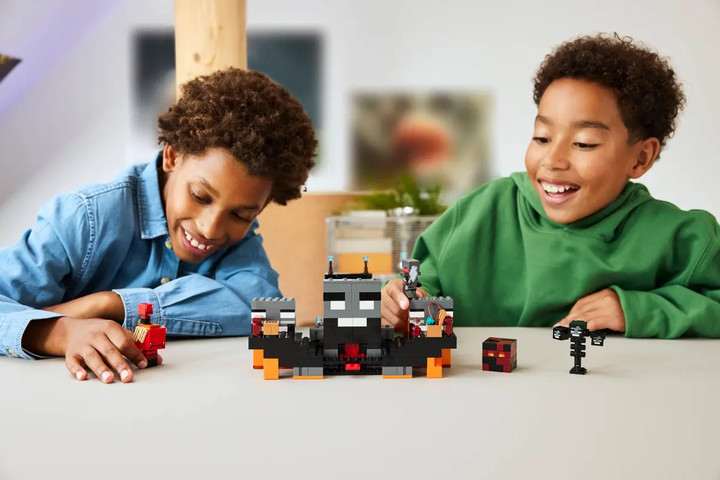 מיינקראפט - הקרב של ווית'ר LEGO 21590