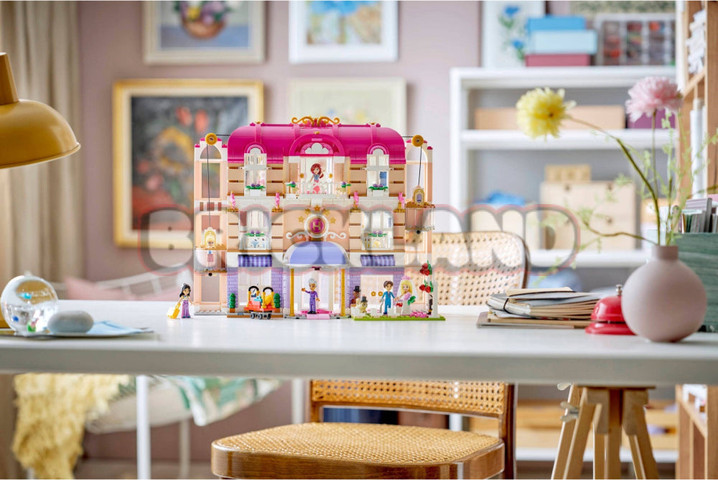 לגו חברות - מלון הפאר של הארטלייק סיטי 42704 - Lego
