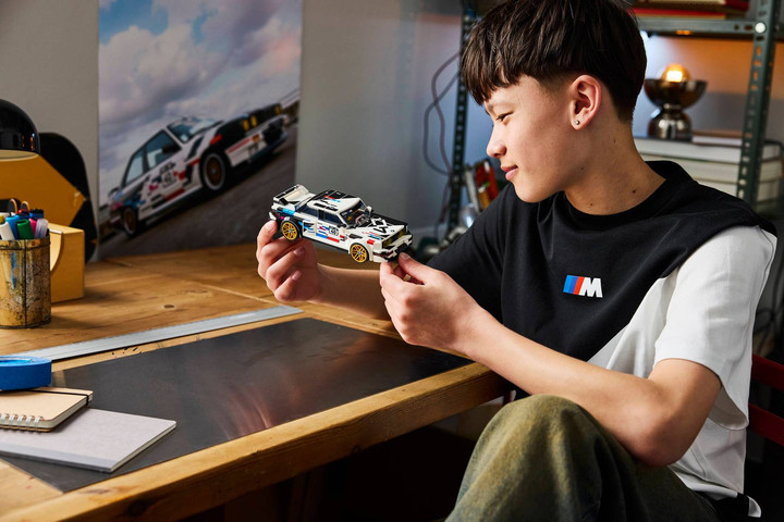 לגו ספיד צ'מפיונס ב.מ.וו BMW M3 (E30) LEGO Speed Champions 77263