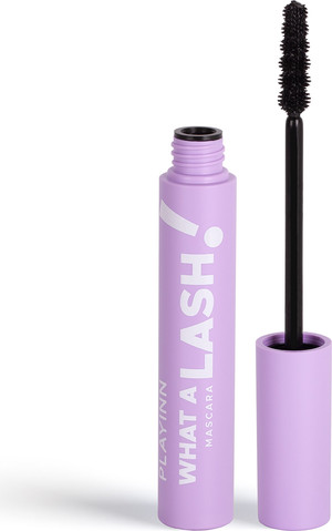 PLAYINN WHAT A LASH! מסקרה לנפח עוצמתי ולהפרדה מושלמת של הריסים בגוון שחור