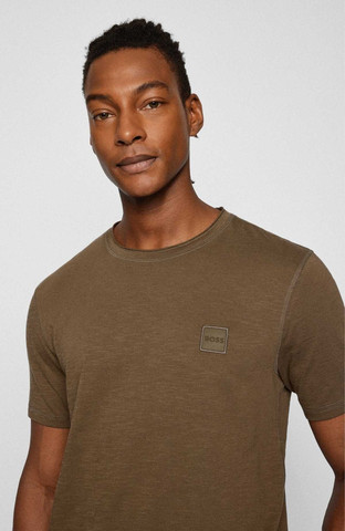 טי שירט HUGO BOSS לגבר דגם Jersey  Patch Logo