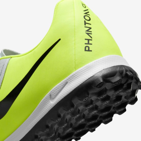 נעלי קטרגל לילדים ונוער Nike Phantom GX 2 – לבן צהוב
