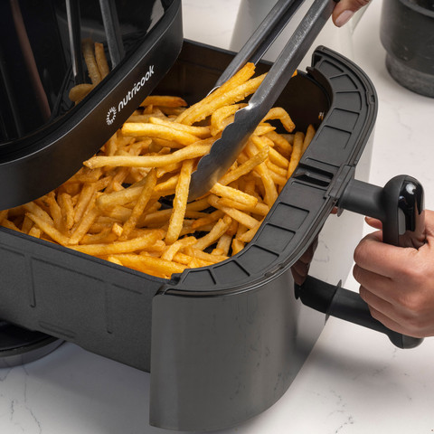 סיר טיגון ללא שמן 5.7 ליטר NutriCook Air Fryer 3 Vision NC-AF357V