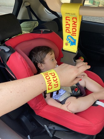 מתקן לכוס או בקבוק למושב בטיחות Britax One4Life
