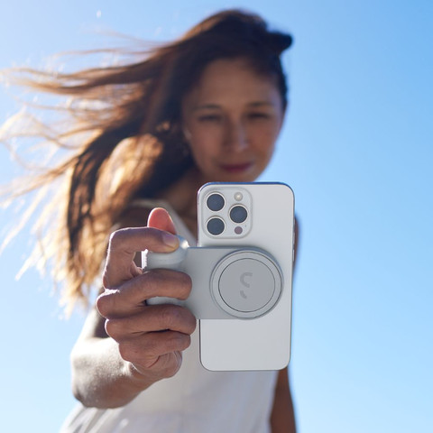 סוללה מגנטית ניידת עם אחיזה Shiftcam Snap Grip Pro בחרו צבע שחור