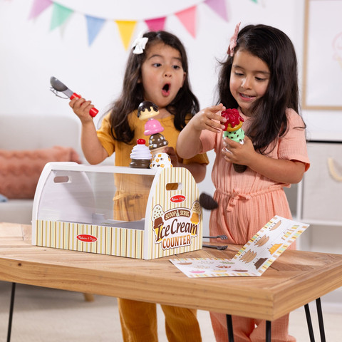 דוכן גלידה מעץ מליסה ודאג(Melissa And Doug) דגם חדש