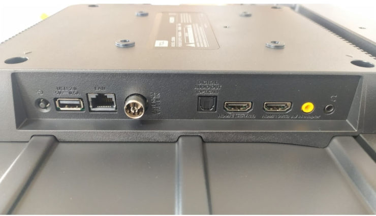 טלוויזיה חכמה 32" TCL טי.סי.אל 32S5400AF