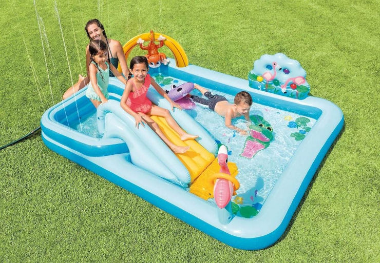 מרכז פעילות ובריכה מתנפחת מחולקת לילדים עם מגלשה, מזרקה, ו 6 כדורים - הרפתקאות בג'ונגל דגם 57161