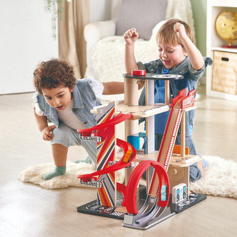 מוסך פעלולים - Hape