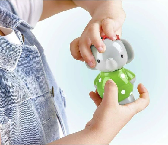 פיל שחיין - Hape