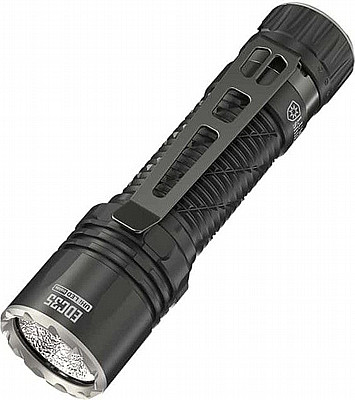 פנס יד נטען נייטקור 5000 לומן EDC35 למרחק 550 מ'