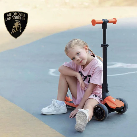 קורקינט למבורגיני מתקפל כתום - KICK AND ROLL Lamborghini Children's Scooter ORANGE Flashing Wheels Foldable Push