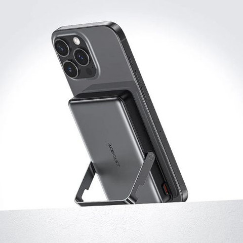 מטען נייד מגנטי ACEFAST M17 – קיבולת 10000mAh, הספק 22.5W ומעמד מתקפל מובנה
