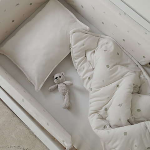 סט מצעים למיטת תינוק ליין גינה אורבנית – Baby Bed Set