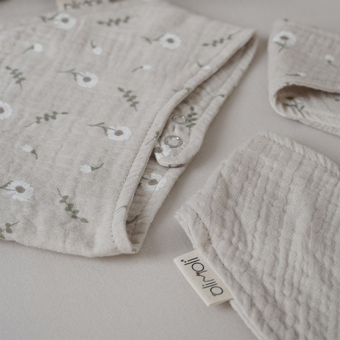 שלישיית סינרי בנדנה טטרה ליין גינה אורבנית – Feeding Bib