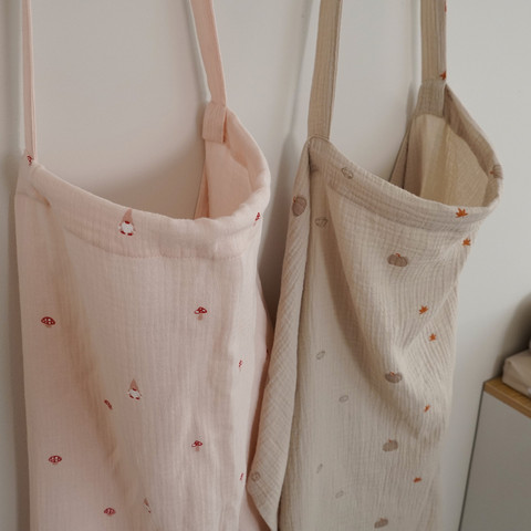 סינר הנקה ליין גינה אורבנית – Nursing Bib