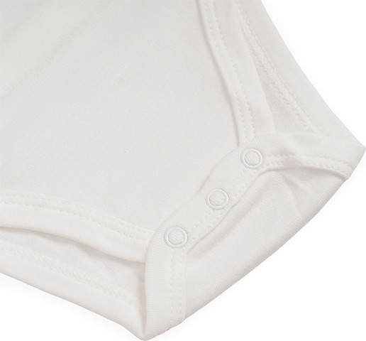 מארז שלישיית בגדי גוף חלק לבן – Baby Body Suit 3 PCS