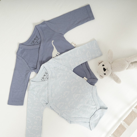 מארז זוג בגדי גוף מודפס בנים – Baby Body Suit 2 PCS
