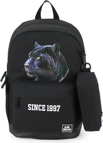 תיג גב וקלמר דגם Street Icon  שחור מבית Air Bear עיצוב דובי
