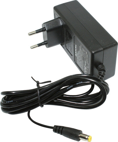 ספק כוח 5V 3A חזק ומיוצב SAKAL | תקע DC 5.5x2.1 מ"מ