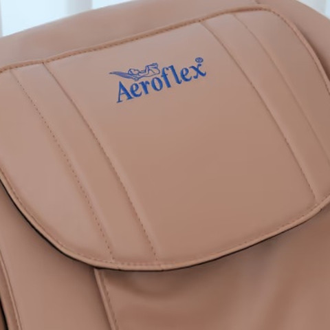 כורסת עיסוי 2D עם Zero Gravity, חימום ושליטה קולית Elite Wave מבית AEROFLEX