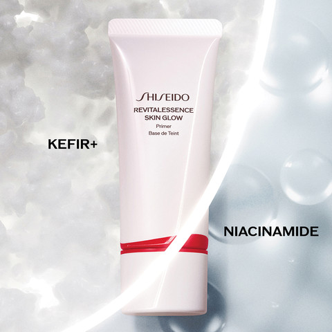 REVITALESSENCE SKIN GLOW פריימר למראה עור זוהר