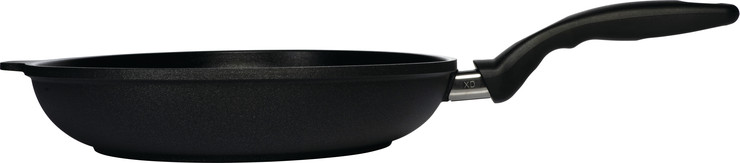 מחבת 28 ס"מ אינדוקציה nonstick  מחוזק בגבישי יהלומים תוצרת Swiss Diamond