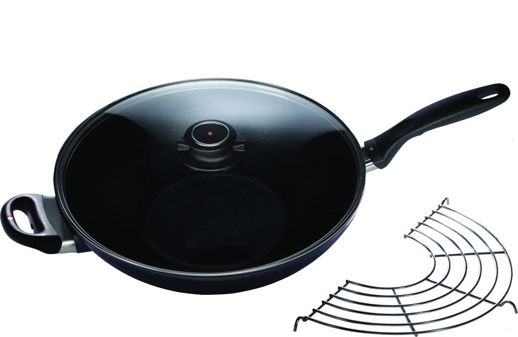 ווק 32 ס"מ 5 ל' אינדוקציה nonstick מחוזק בגבישי יהלומים תוצרת Swiss Diamond